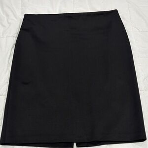 New York & Company Classic Black Pencil Skirt